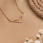 گردنبند طلا طرح دو مثلث - Image 3