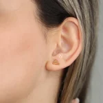 گوشواره طلا میخی طرح هرم - Image 3