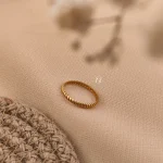 انگشتر طلا طرح رینگ مارپیچ - Image 3