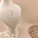 آویزگردنی طلا دخترانه طرح دختر ایستاده - Image 3