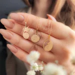 آویز گردنی طلا نوزاد طرح وان یکاد بیضی - Image 2